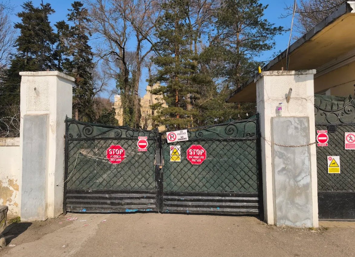 Castelul Degenfeld-Schomburg, Bályok, Romania, Romania